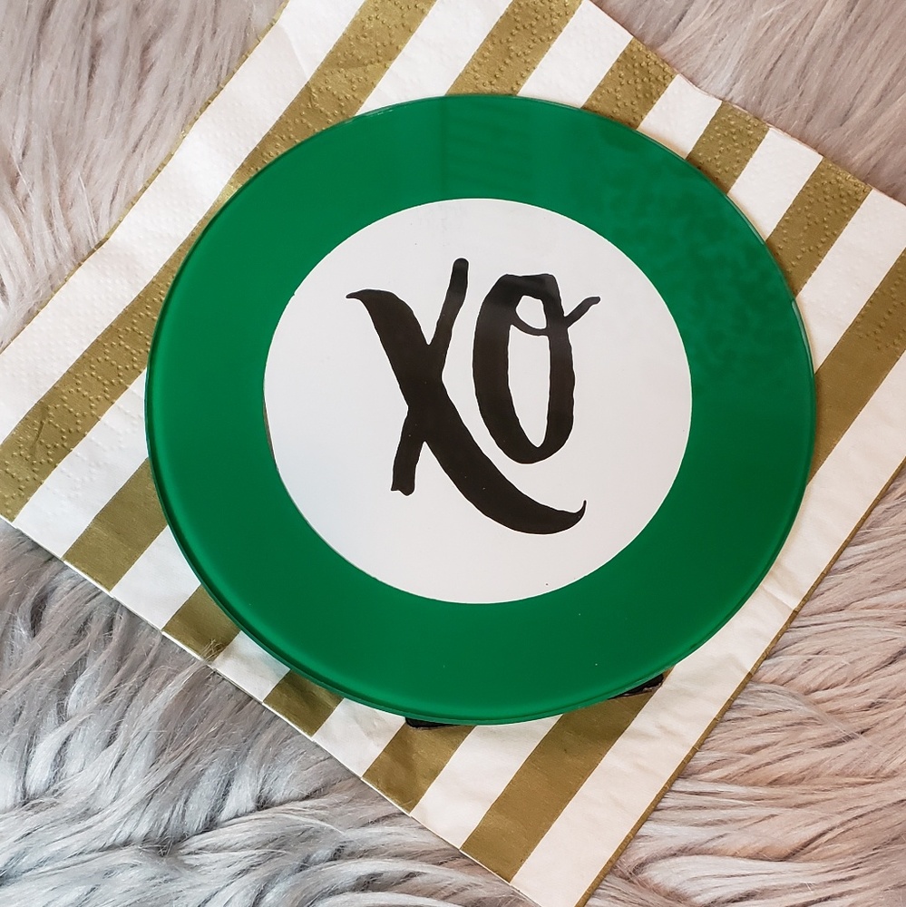 ⬇️ Green & White Picture Frame